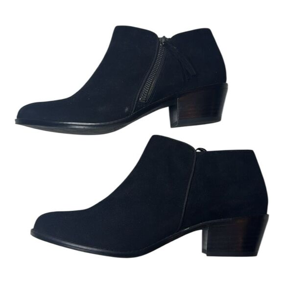 Vionic Black Ankle Booties with Suede Finish. Size 8.5. - Picture 1 of 8
